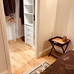 Executive City Pad At York St, Sydney