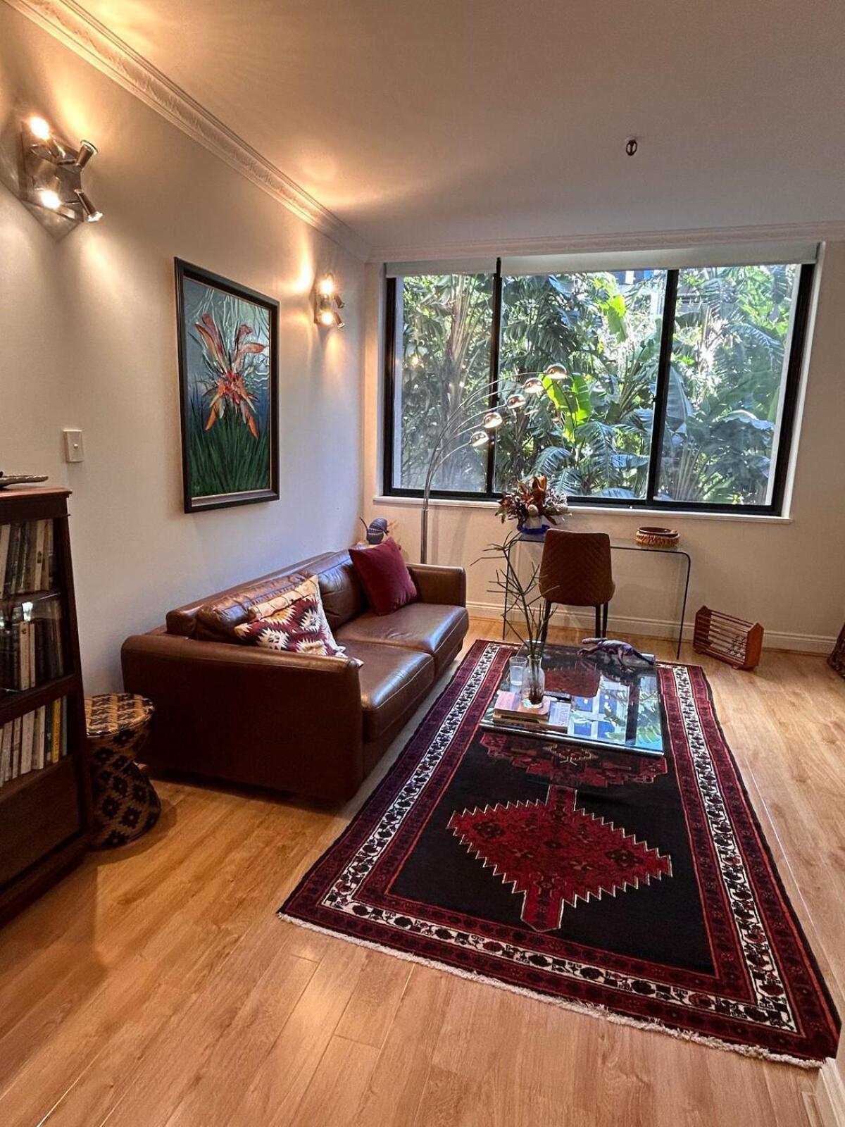 Executive Pad At York St,