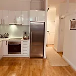 Executive City Pad At York St, Sydney