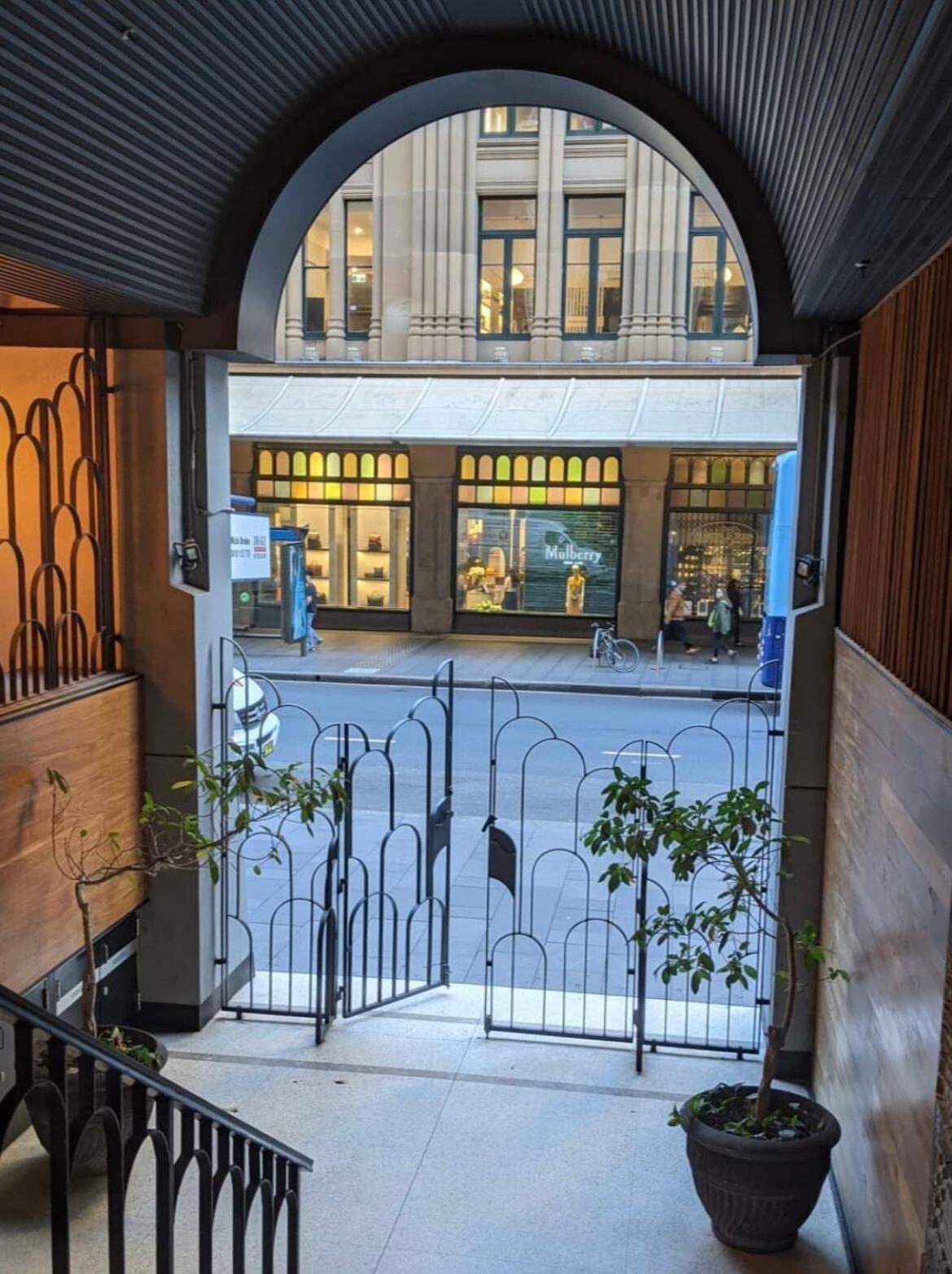 Executive Pad At York St, *